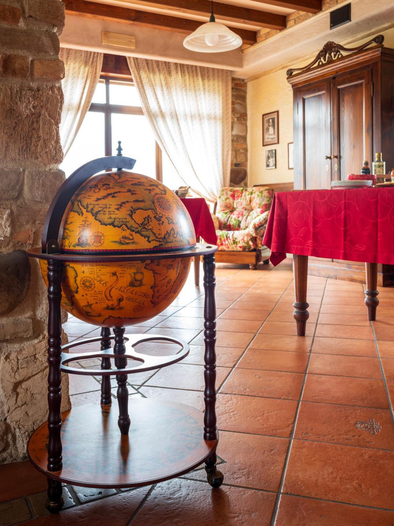 B&B La Vittoria Crone ภายนอก รูปภาพ